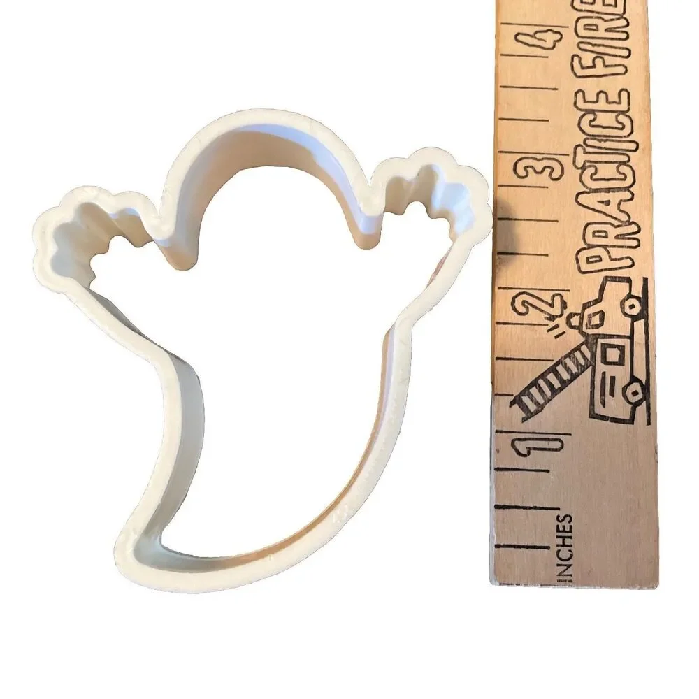 Lot Of 5 Assorted Holiday Cookie Cutters Duck Bunny Turkey Ghost Angel